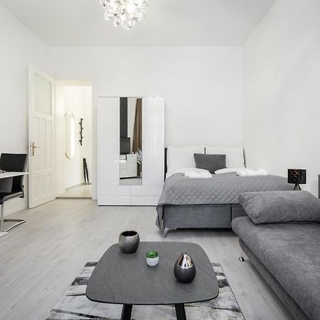 Dorsett Heights Apartment Budapeste Exterior foto