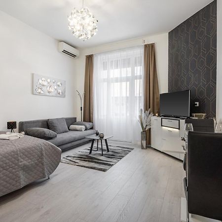 Dorsett Heights Apartment Budapeste Exterior foto